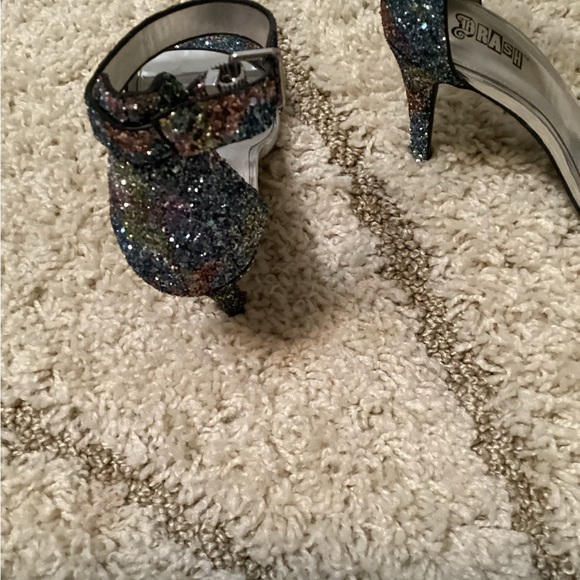 Brash ankle strap glitter heels. - Picture 3 of 6